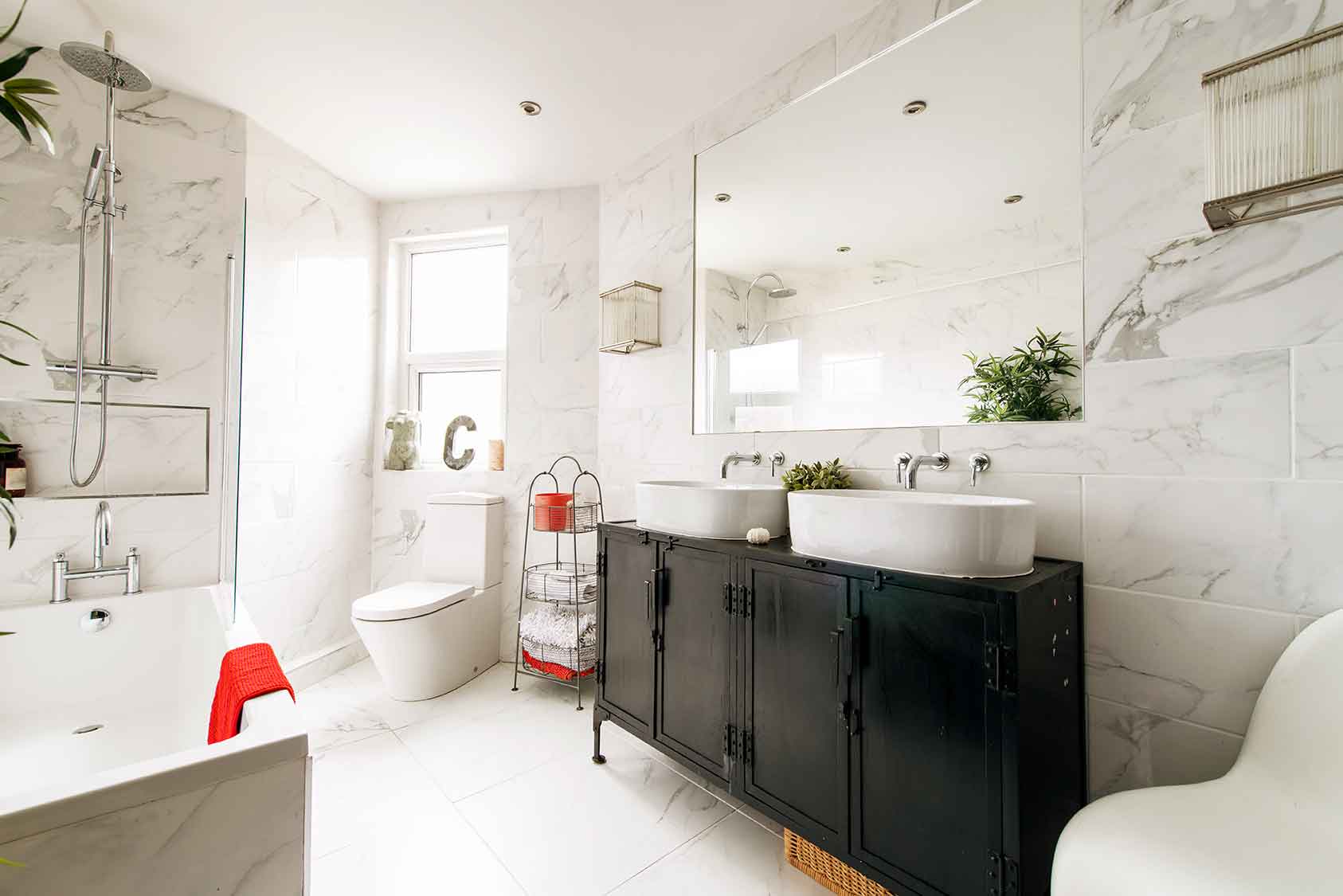 Red and black bathroom