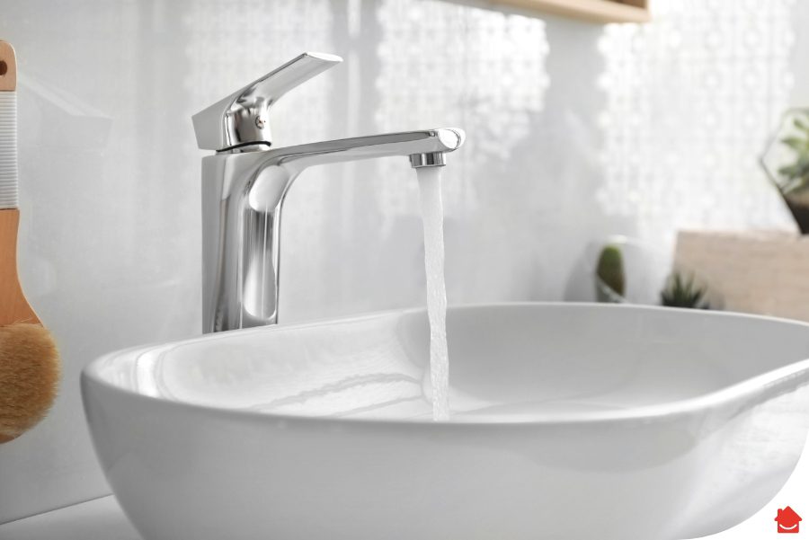 tap draining water